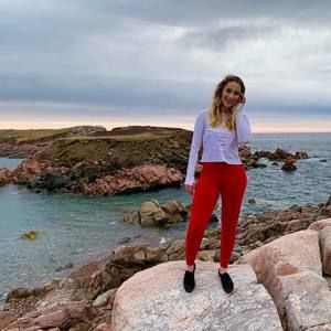 Meet your Posher, Hailey